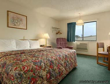 Super 8 By Wyndham Norfolk Motel Kültér fotó